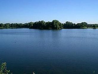 Suffolk Waterpark Lake